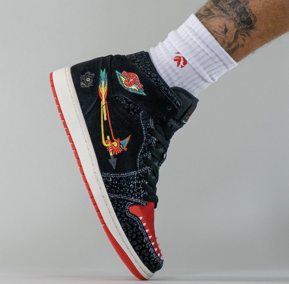 Air Jordan 1 Mid Siempre Familia 2021 DN4904-001 发售日期