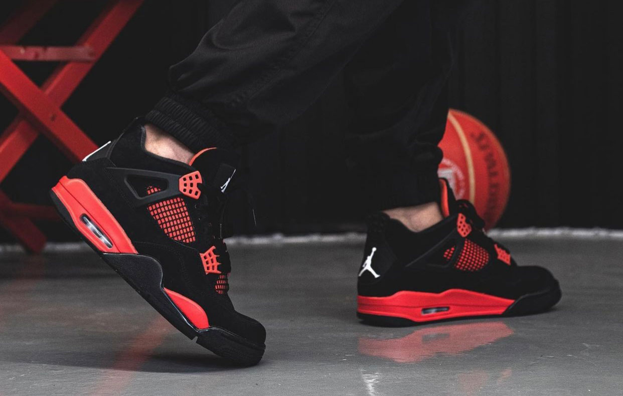 Air Jordan 4 Red Thunder CT8527-016 上脚