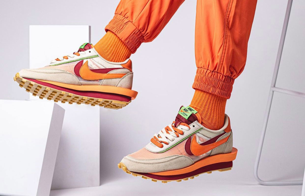 Clot Sacai Nike LDWaffle DH1347-100 脚上