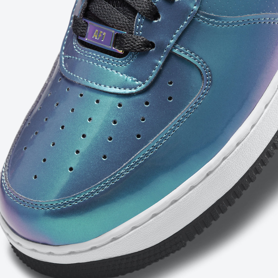 Nike Air Force 1 Low Iridescent DQ6037-001 发布日期