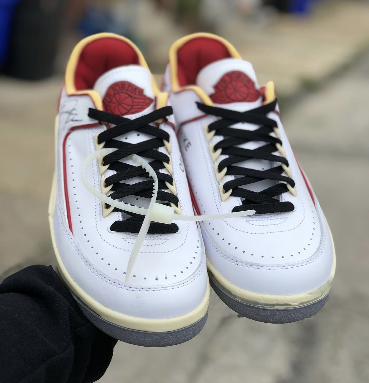 灰白色 Air Jordan 2 Low 白红 DJ4375-106 发售日期