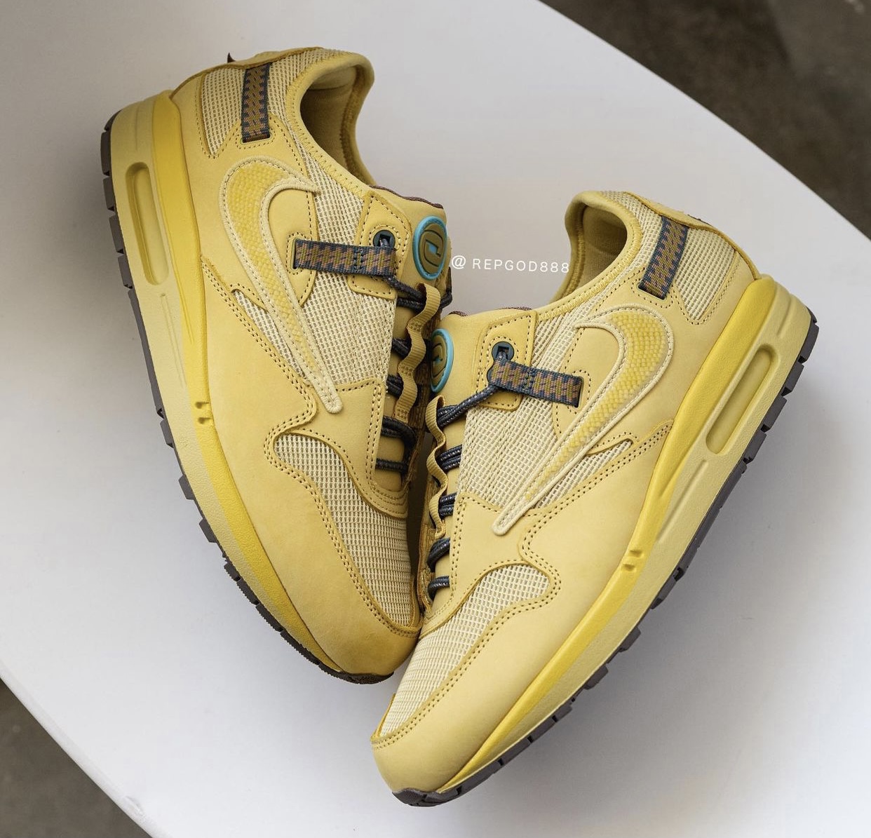 Travis Scott Nike Air Max 1 Wheat DO9392-700 发布日期