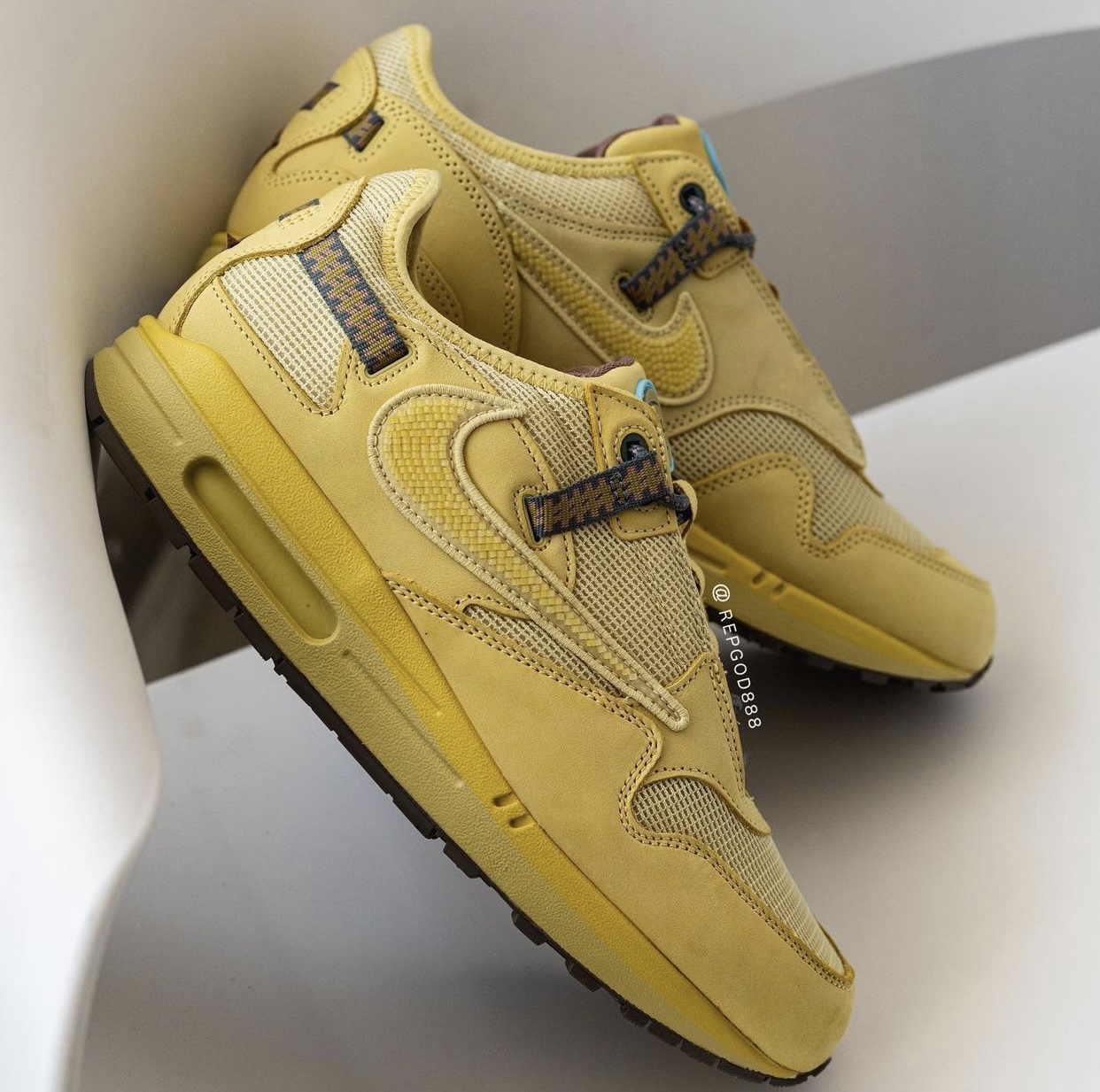 Travis Scott Nike Air Max 1 Wheat DO9392-700 发布日期