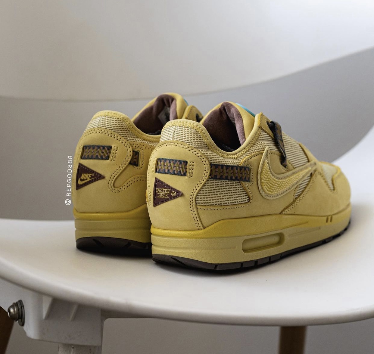 Travis Scott Nike Air Max 1 Wheat DO9392-700 发布日期