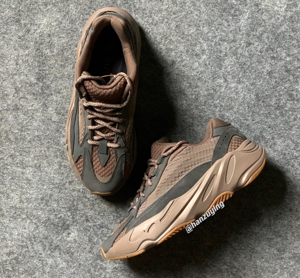 adidas Yeezy Boost 700 V2 Mauve 发售日期价格