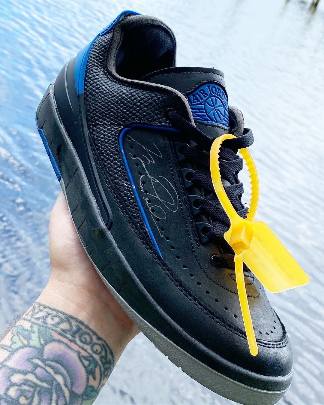 灰白色 Air Jordan 2 Low 黑蓝 DJ4375-004 发售日期