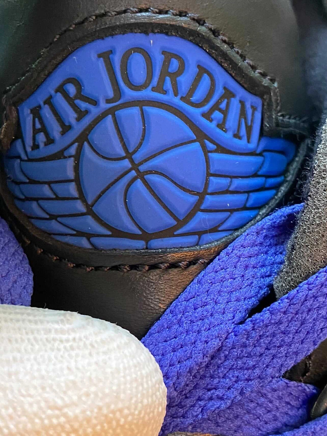 灰白色 Air Jordan 2 Low 黑蓝 发布日期
