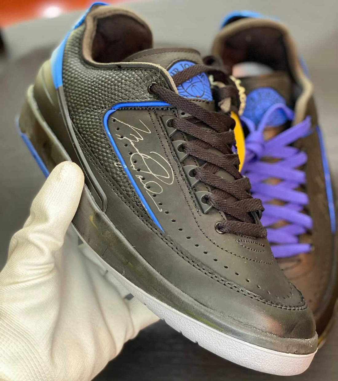 灰白色 Air Jordan 2 Low 黑蓝 发布日期