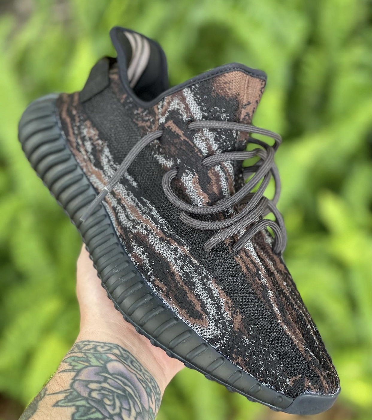 adidas Yeezy Boost 350 V2 MX Rock GW3774 发布日期