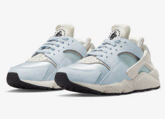 Nike Air Huarache 身着蓝色色调