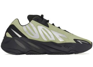 adidas Yeezy Boost 700 MNVN “Resin” 2022 年 2 月发售