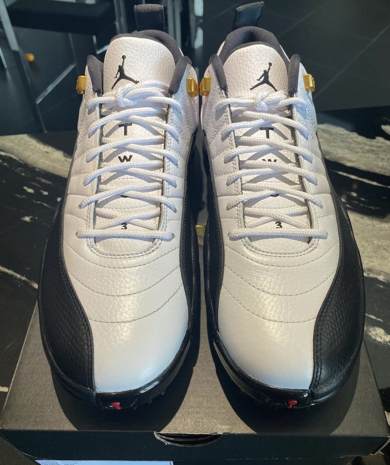 Air Jordan 12 Low Golf出租车发布日期