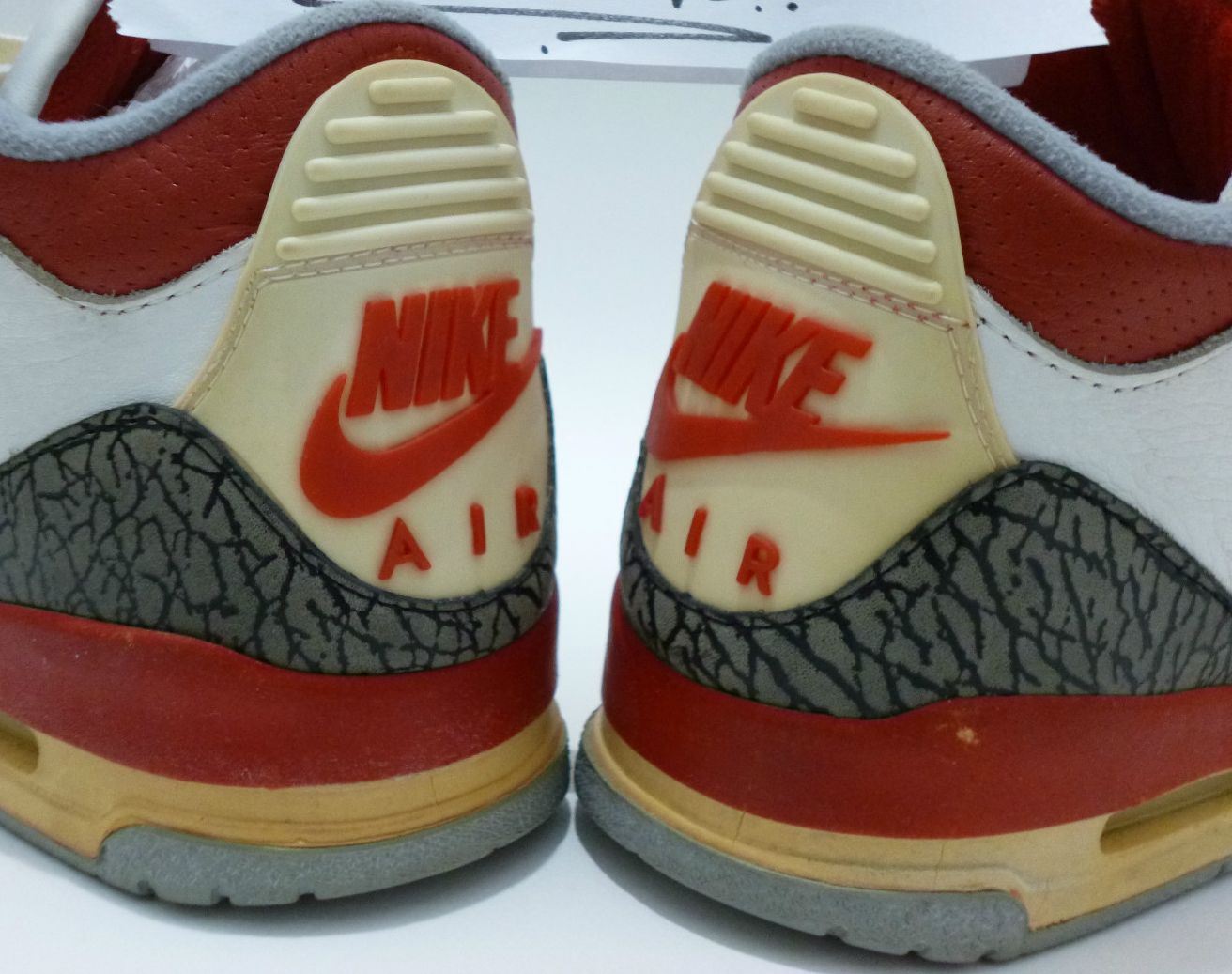 Air Jordan 3 OG Fire Red 2022发布日期