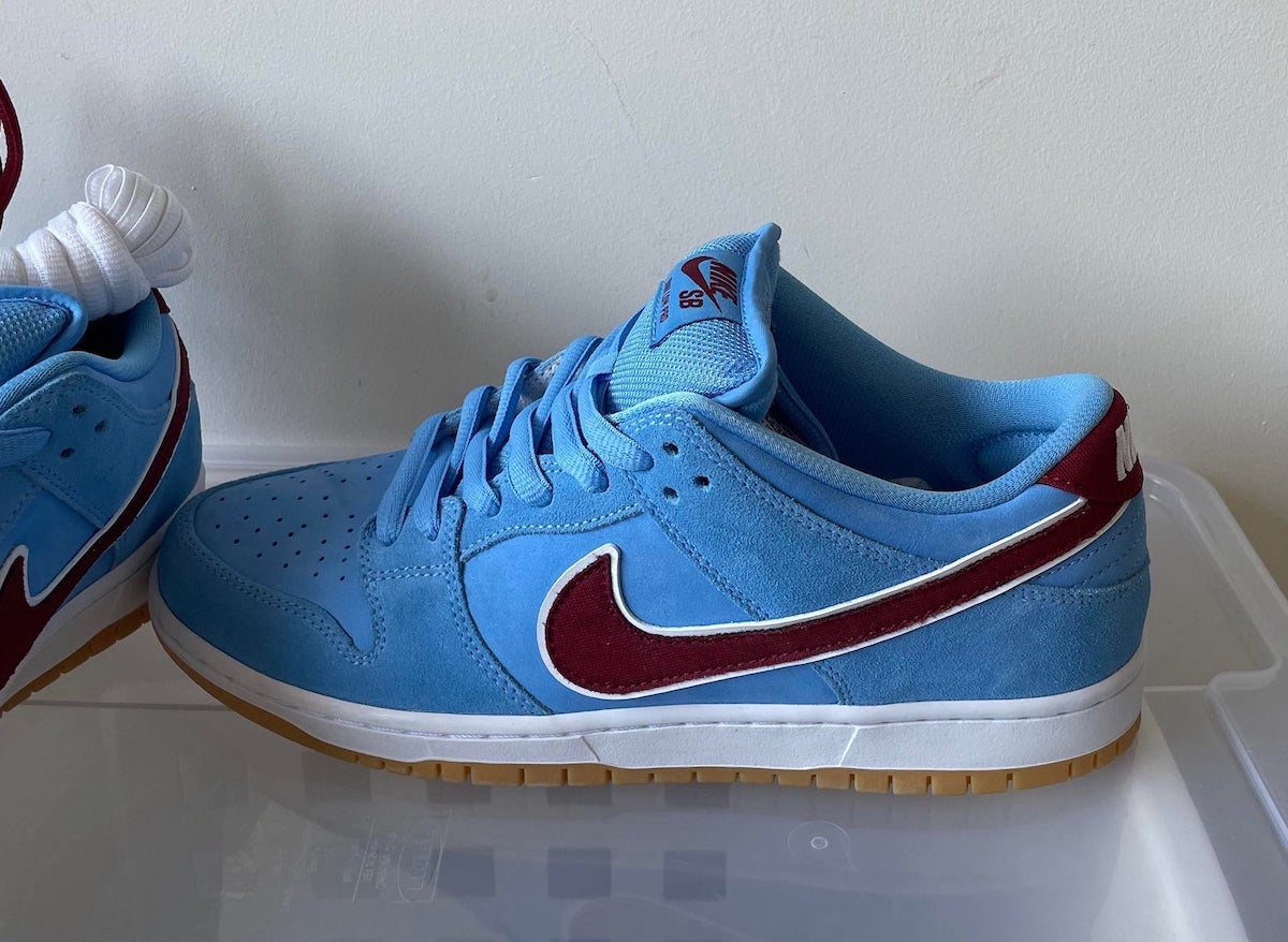 Nike SB Dunk Low Phillies Bubblegum University Blue Team Red Release Date