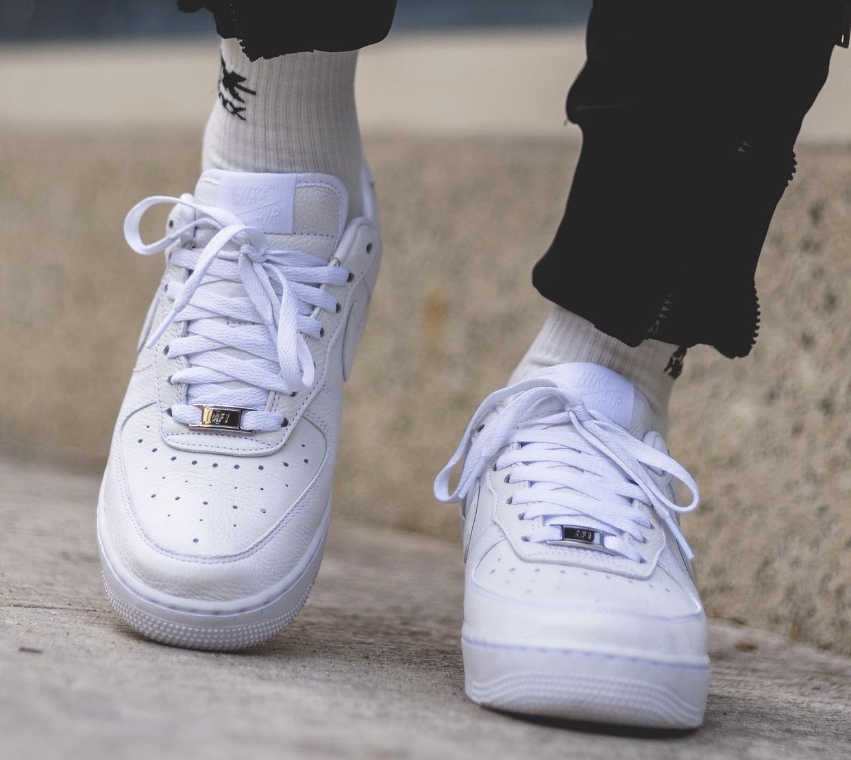 Drake NOCTA Nike Air Force 1认证情人男孩CZ8065-100发布日期