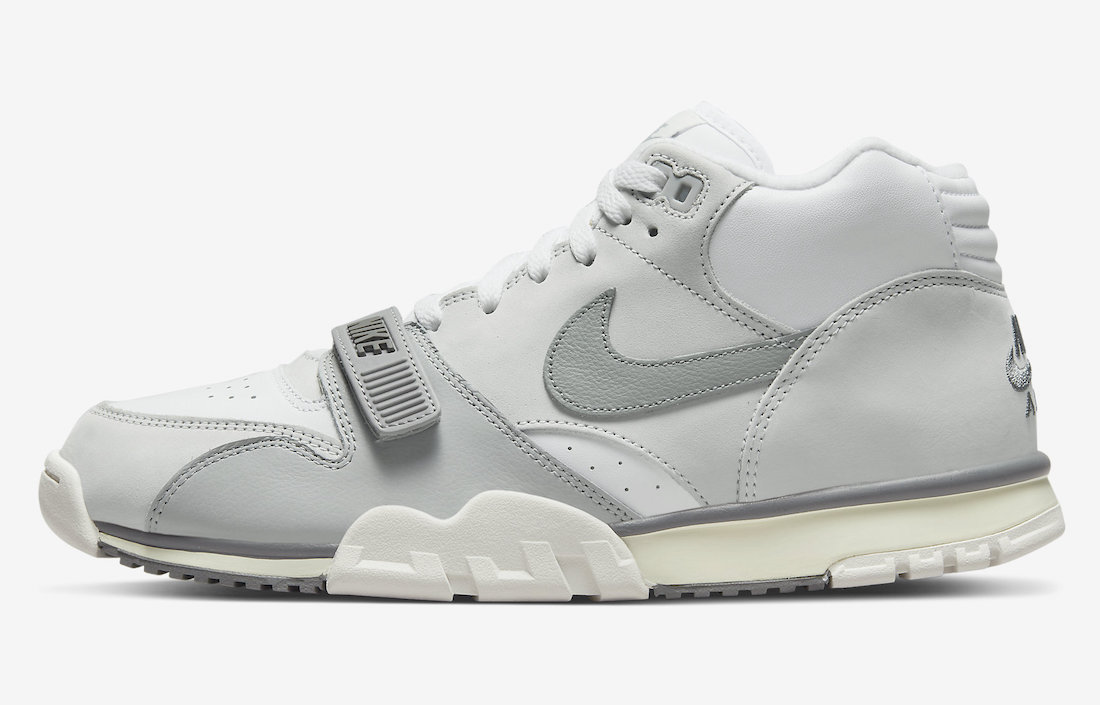 Nike Air Trainer 1 Photon Dust DM0521-001发布日期