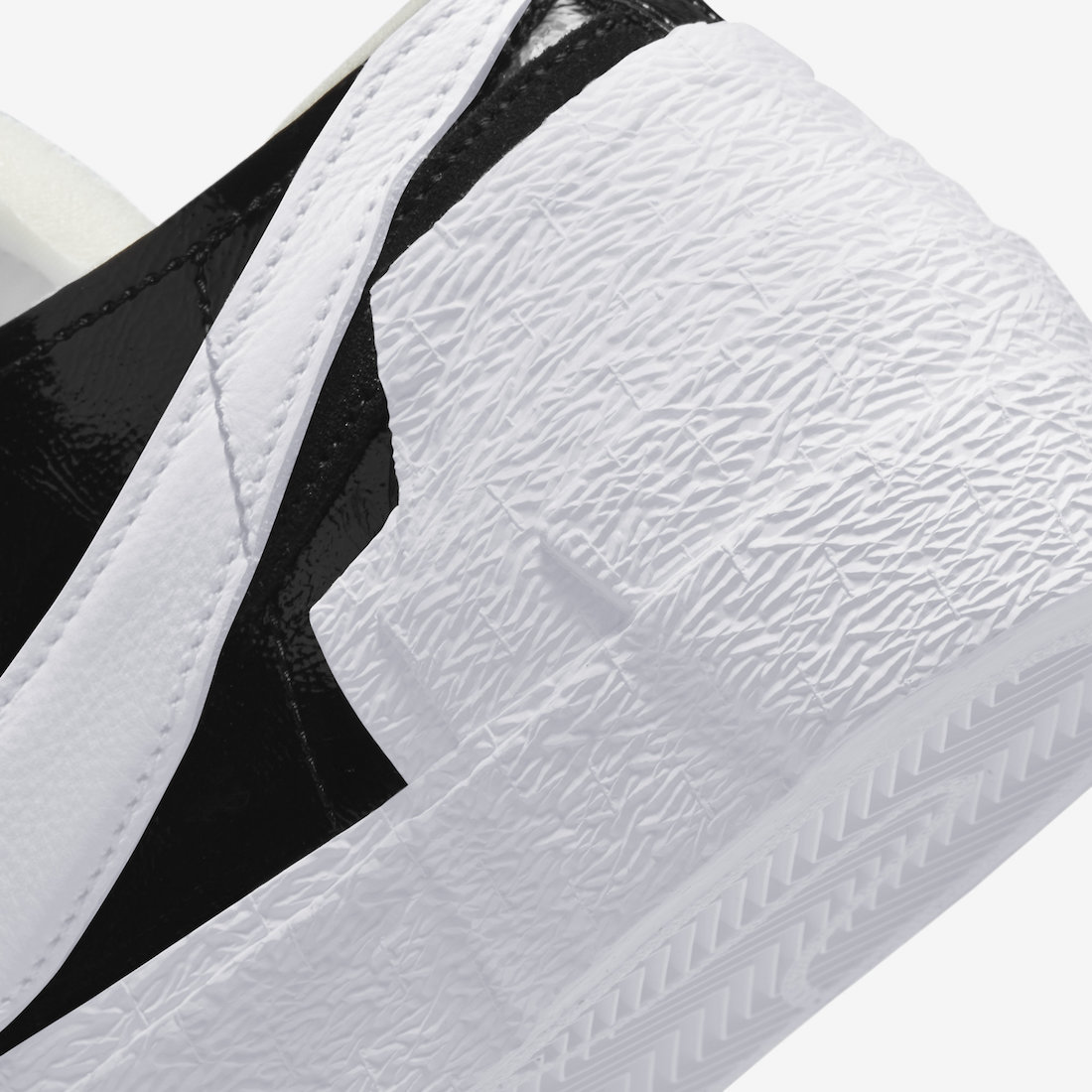 Sacai Nike Blazer Low Black专利DM6443-001发布日期