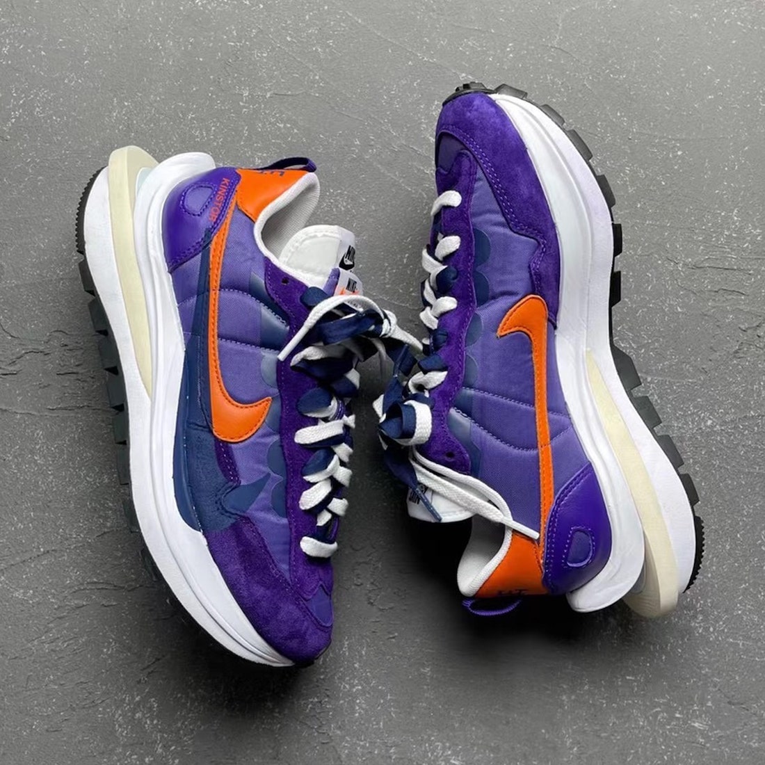 Sacai Nike VaporWaffle深色虹膜发布日期