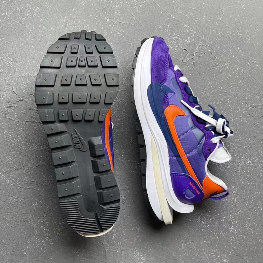 Sacai Nike VaporWaffle深色虹膜发布日期