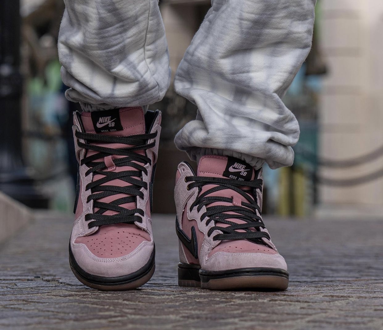 KCDC Nike SB Dunk High DH7742-600脚部发布日期