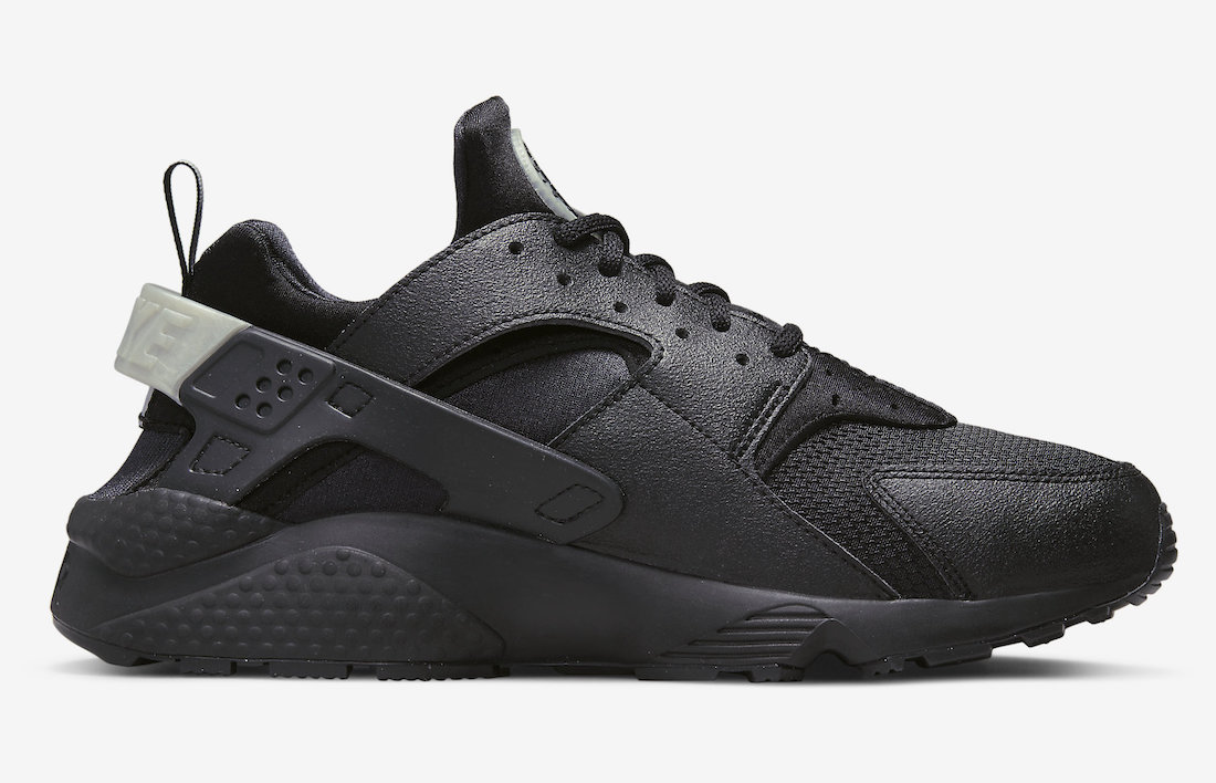 Nike Air Huarache Black DX8968-001 Release Date