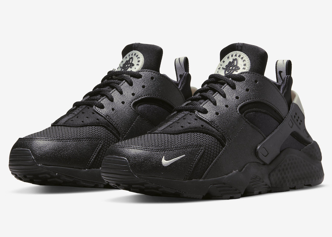 Nike Air Huarache Black DX8968-001 Release Date