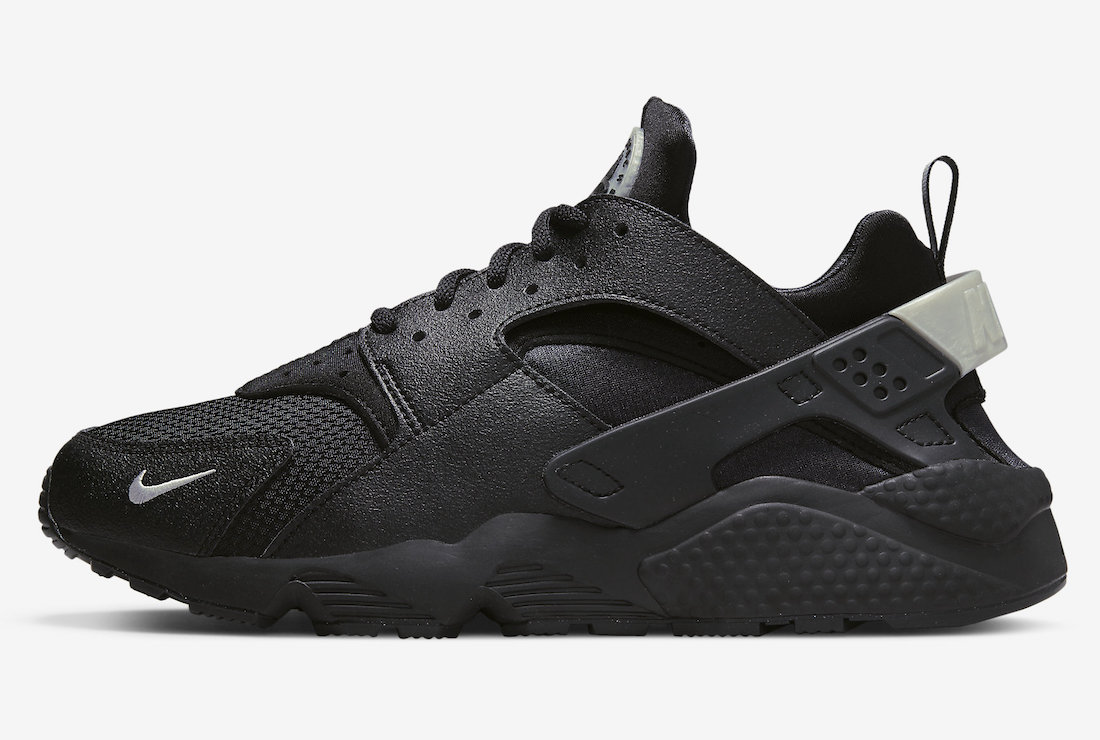 Nike Air Huarache Black DX8968-001 Release Date