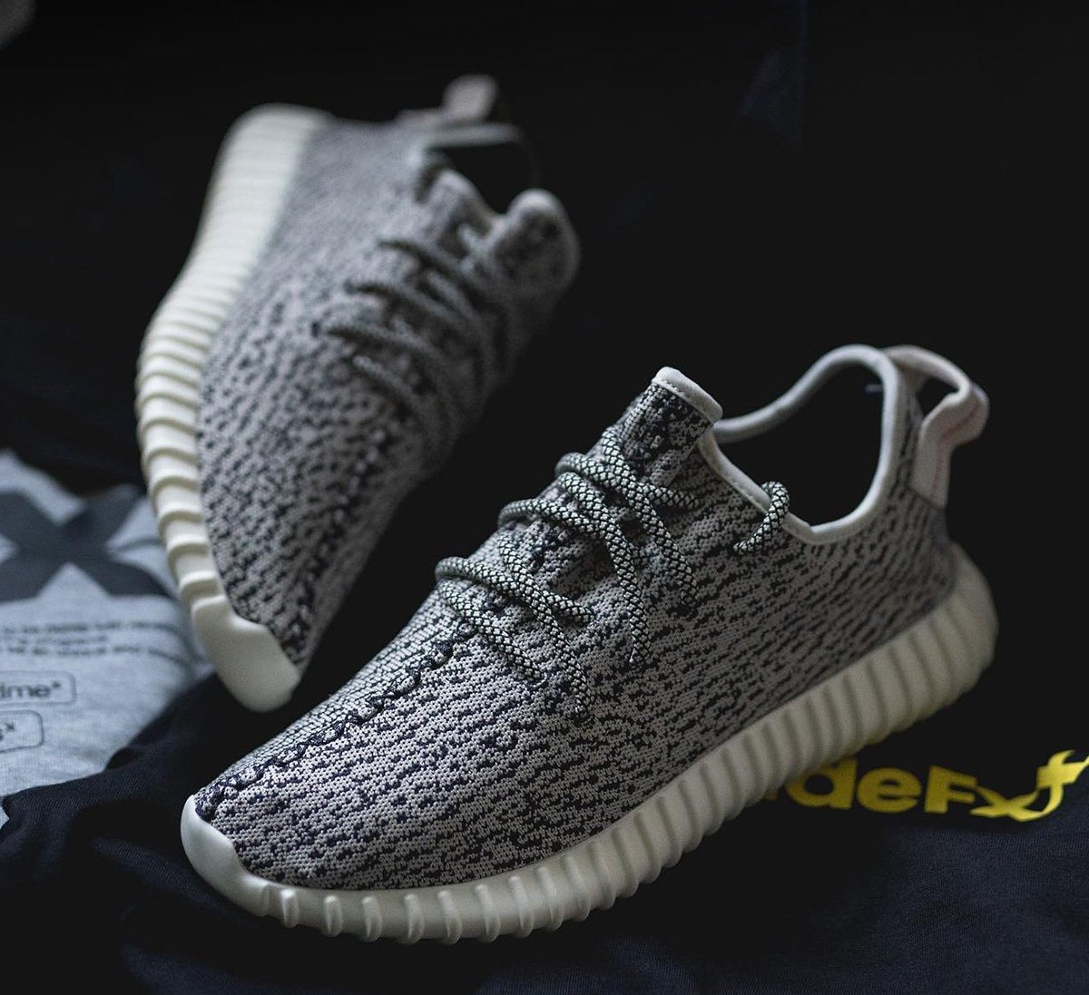 阿迪达斯Yeezy Boost 350斑鸠补货2022发布日期