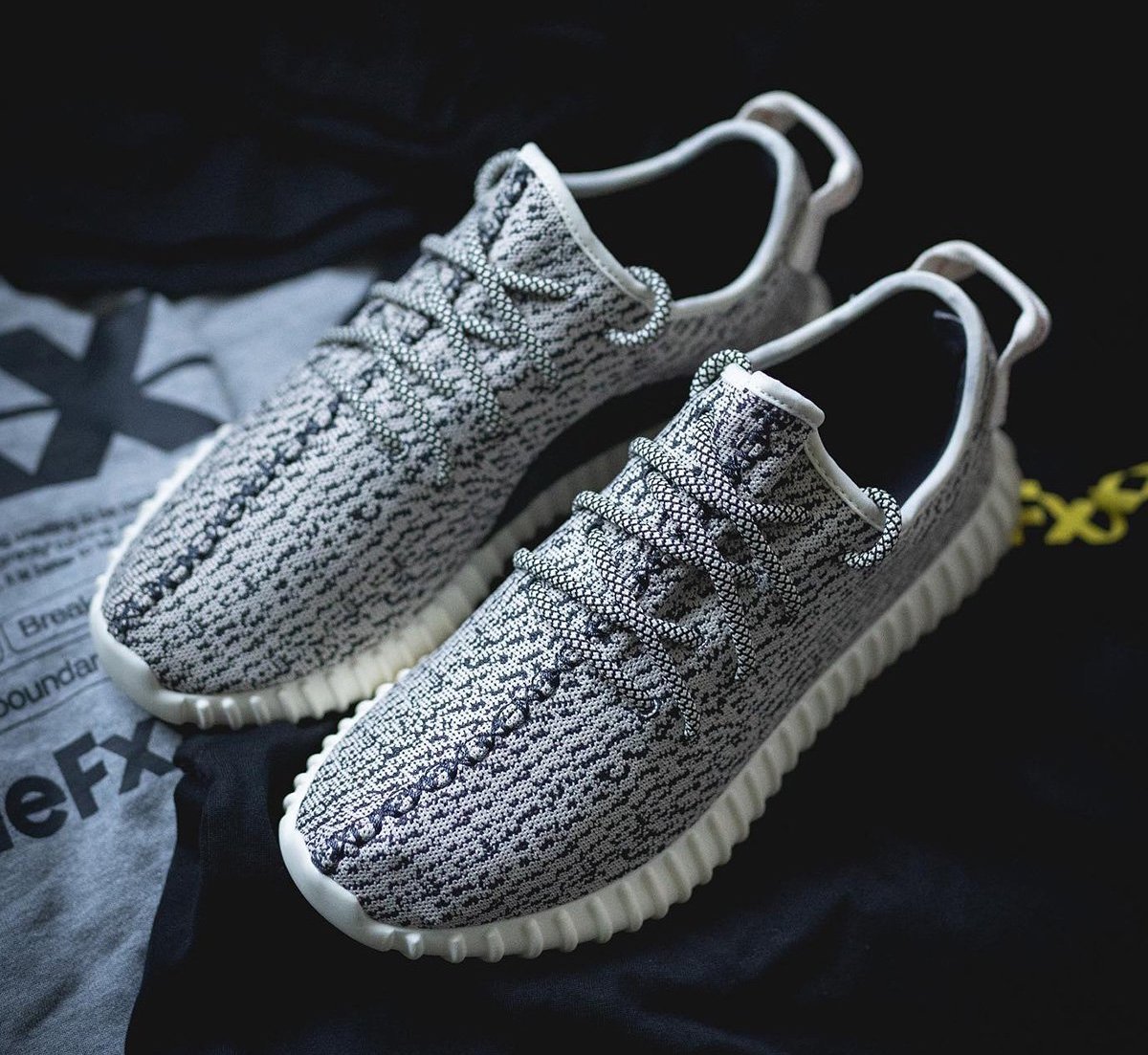 阿迪达斯Yeezy Boost 350斑鸠补货2022发布日期