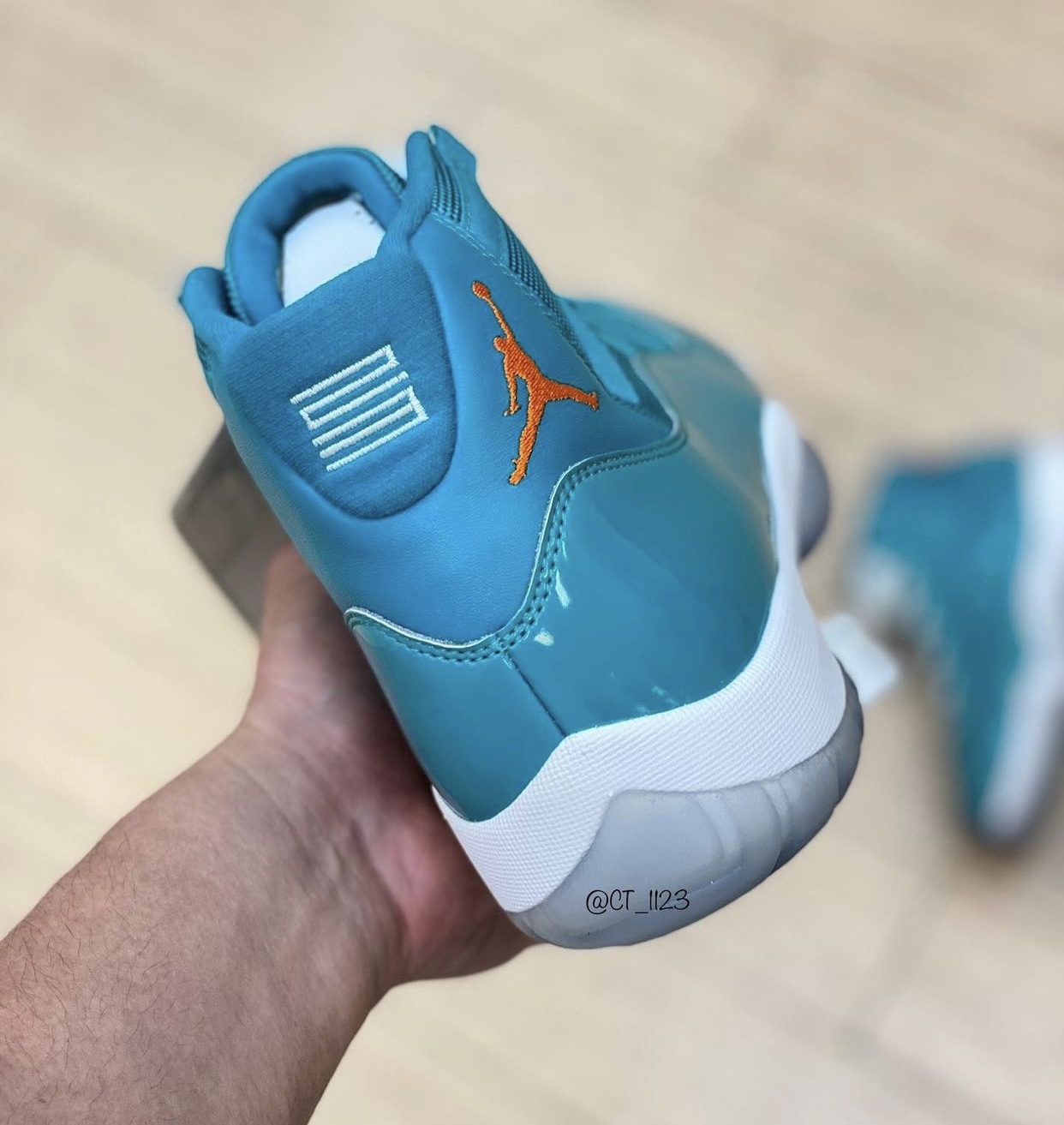 Air Jordan 11 Miami Dolphins Sample