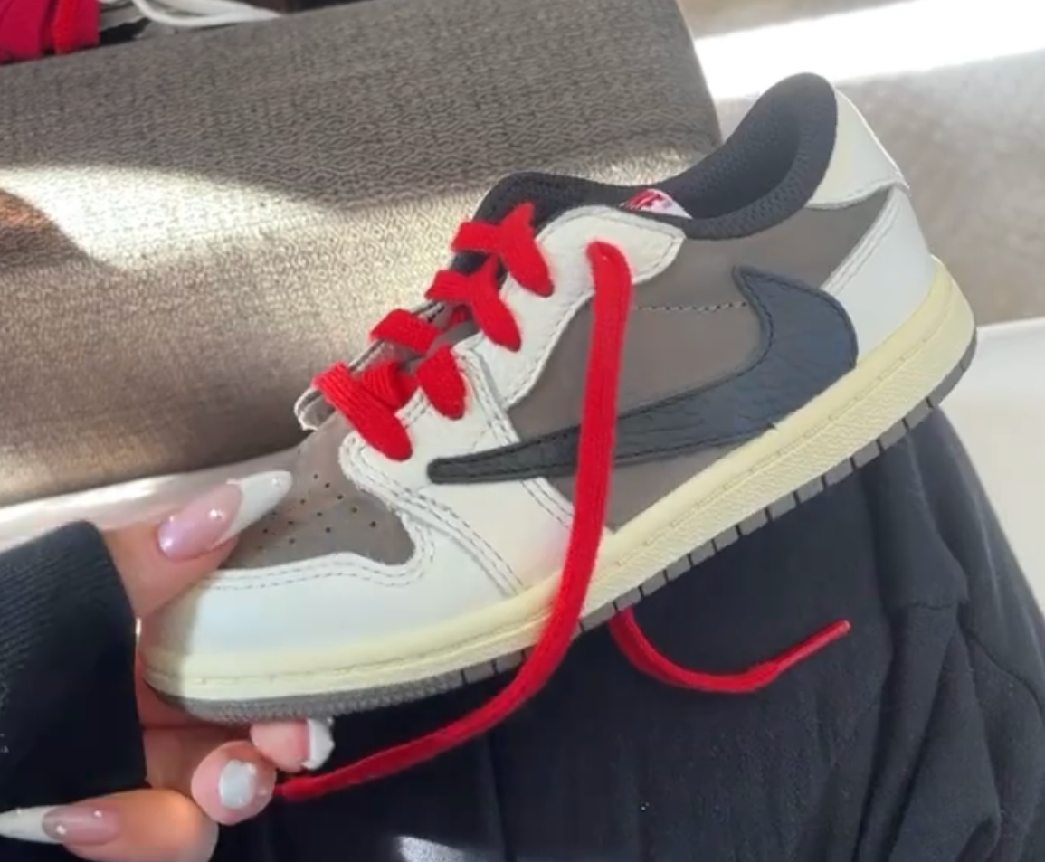 Travis Scott Air Jordan 1 Low 2022