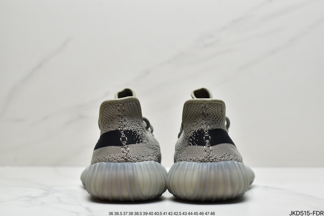 跑鞋, Yeezy, Kanye West, Kanye, Boost, adidas Yeezy Boost 350 V2, adidas Yeezy, Adidas - 联乘侃爷Kanye West x Adidas Yeezy Boost 350 V2"Light" 椰子棉花白慢跑鞋货号：HQ2059