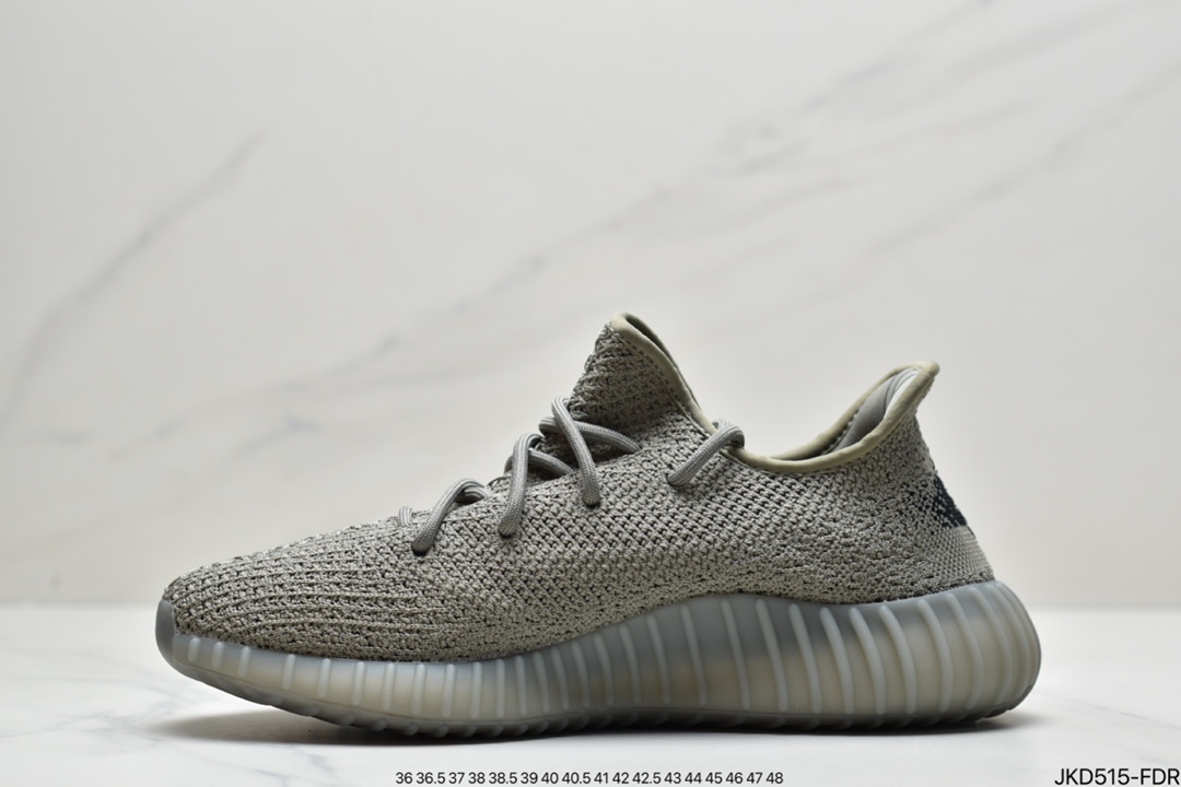 跑鞋, Yeezy, Kanye West, Kanye, Boost, adidas Yeezy Boost 350 V2, adidas Yeezy, Adidas - 联乘侃爷Kanye West x Adidas Yeezy Boost 350 V2"Light" 椰子棉花白慢跑鞋货号：HQ2059