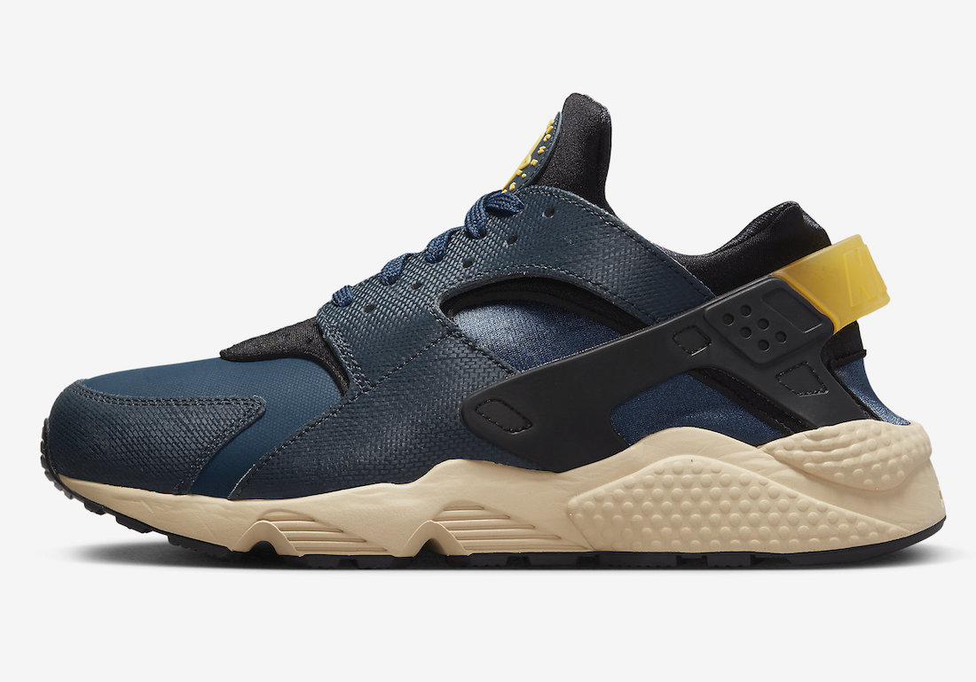 Nike Air Huarache DZ4852-001 Release Date