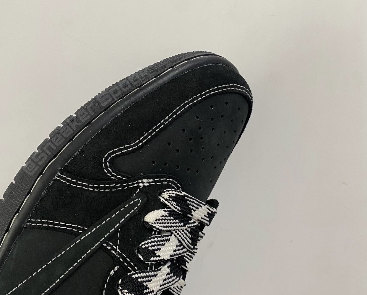 Travis Scott Air Jordan 1 Low OG Black Phantom DM7866-001 Release Date On-Foot