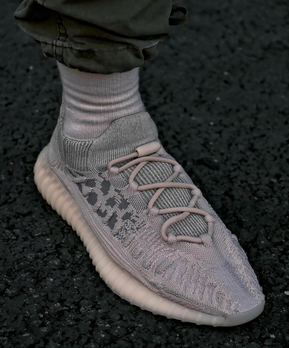 adidas Yeezy Boost 350 V2 CMPCT Slate Bone HO6519 Release Date