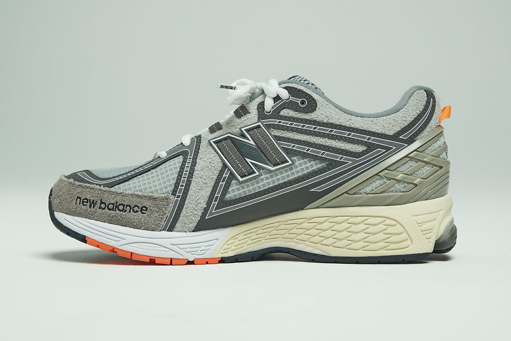 Invincible N Hoolywood New Balance 1906R Grey Swan Release Date