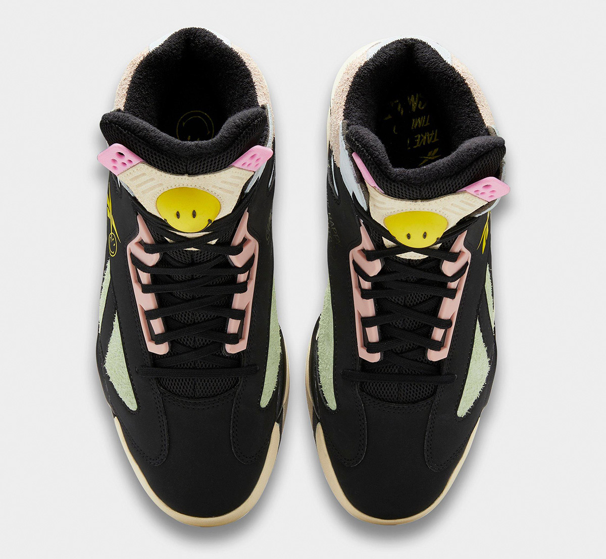 Smiley Reebok Shaq Attaq GX2250 Release Date Smiley Reebok Shaq Attaq GX2250 Release Date