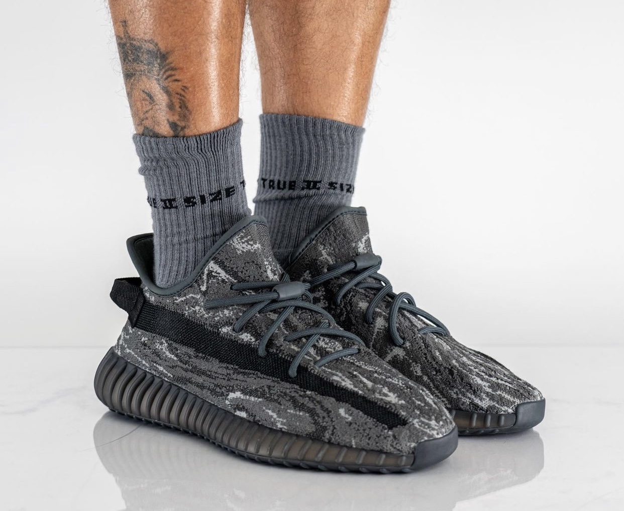 adidas Yeezy Boost 350 V2 MX Grey Release Date On-Feet adidas Yeezy Boost 350 V2 MX Grey Release Date On-Feet