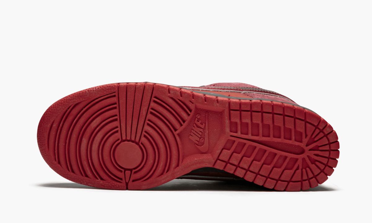 Concepts Nike SB Dunk Low Red Lobster