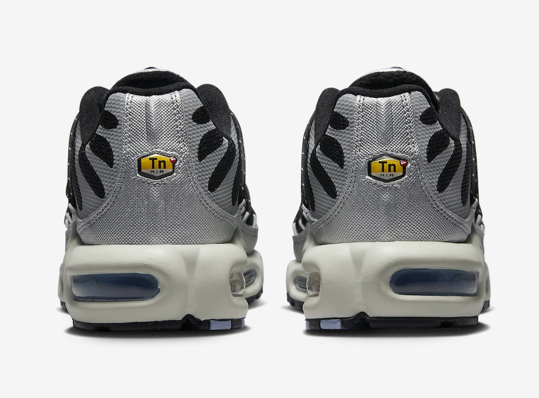 Nike Air Max Plus Toggle Black Silver FD0799-001 Release Date