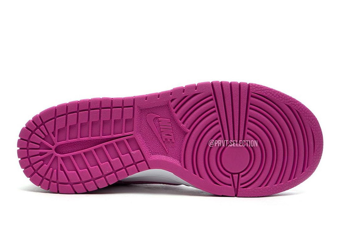 Nike Dunk Low GS Active Fuchsia FJ0704-100 Release Date