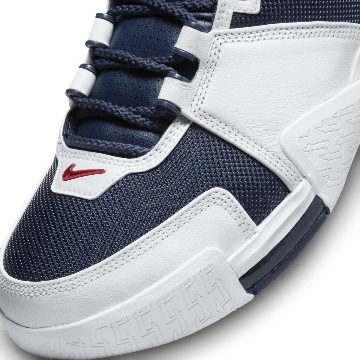 Nike LeBron 2 USA Midnight Navy 2022 DR0826-100 Release Date