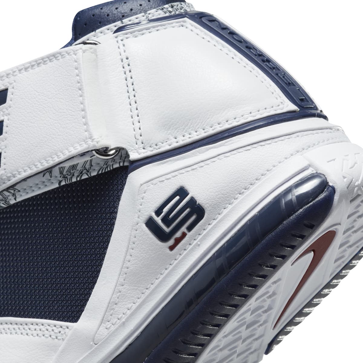 Nike LeBron 2 USA Midnight Navy 2022 DR0826-100 Release Date