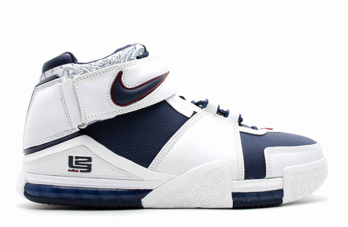 Nike LeBron 2 USA Midnight Navy 2022 DR0826-100 Release Date