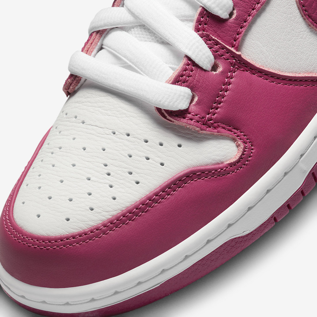 Nike SB Dunk High Sweet Beet DQ4485-600 Release Date