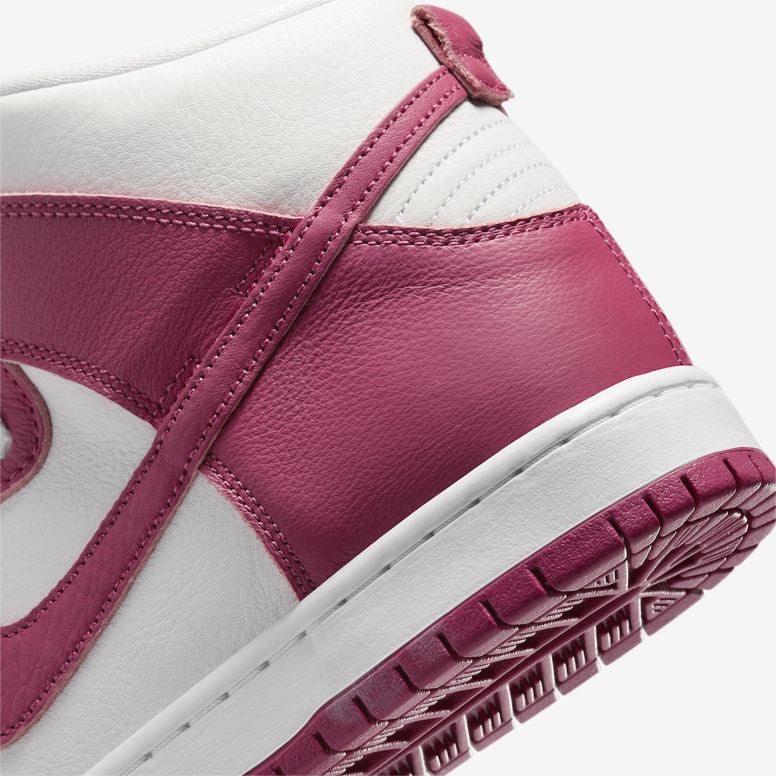 Nike SB Dunk High Sweet Beet DQ4485-600 Release Date