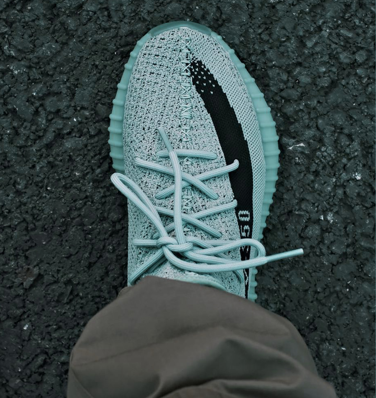 adidas Yeezy Boost 350 V2 Jade Ash HQ2060 Release Date On-Feet