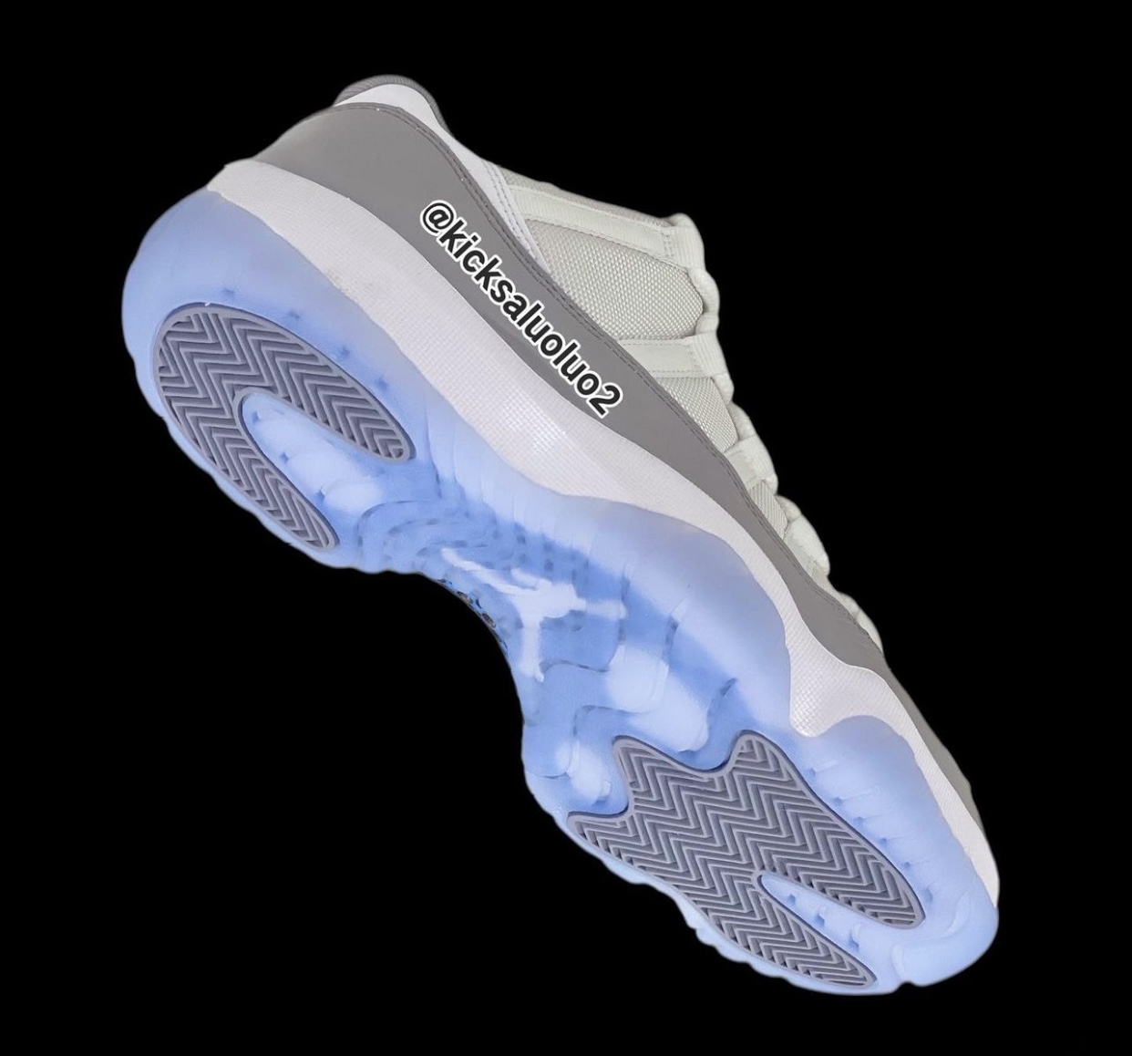 Air Jordan 11 Low Cement Grey AV2187-140 Release Date