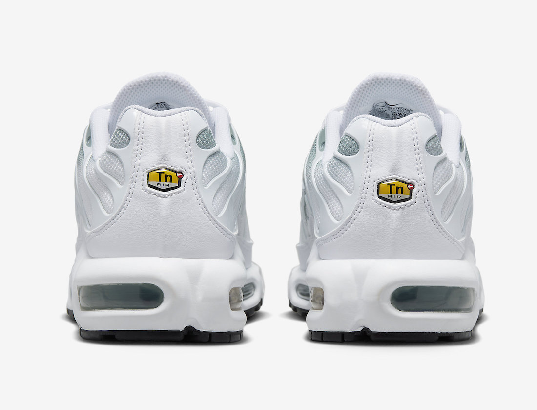 Nike Air Max Plus White Mica Green DZ3670-100 Release Date
